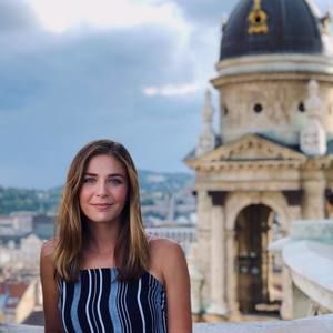 Meet your Posher, Cydney